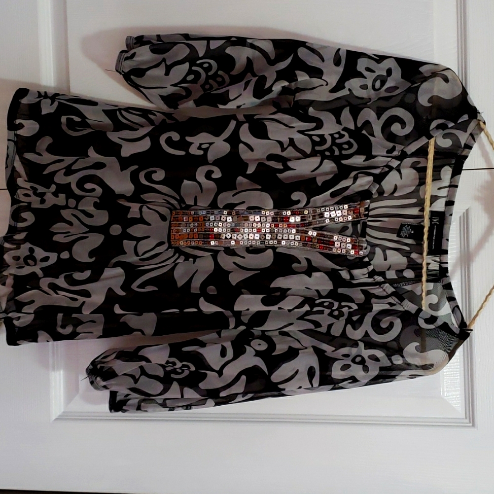Inc Sequin Front Placket Bloise